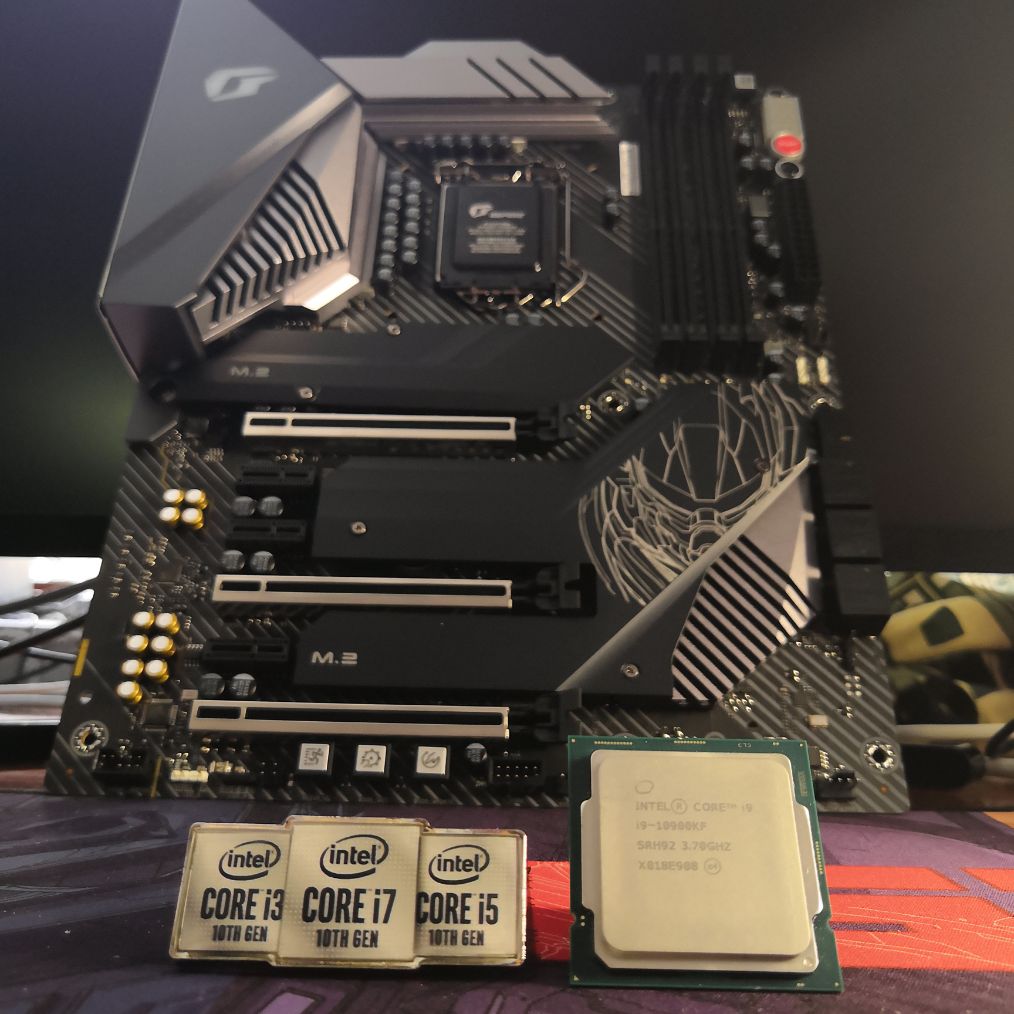 显卡|别再无脑刷yes了：软件实测高频or多核，谁才是生产力的核心因素