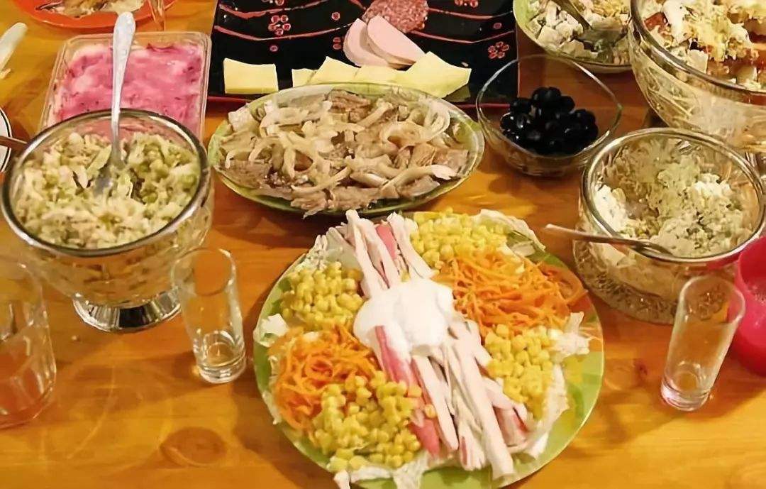 #俄罗斯人#看完俄罗斯人的一日三餐，不得不服，一顿顶我们三顿