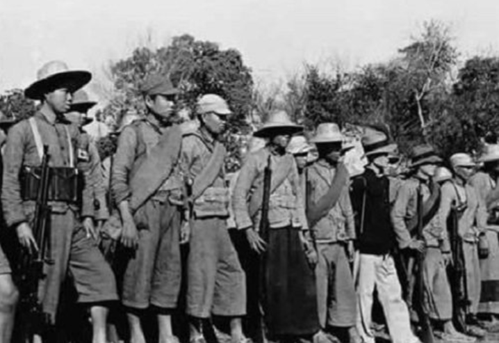 [双枪老太婆]历史上著名的“双枪老太婆”，为何1950年被枪决？