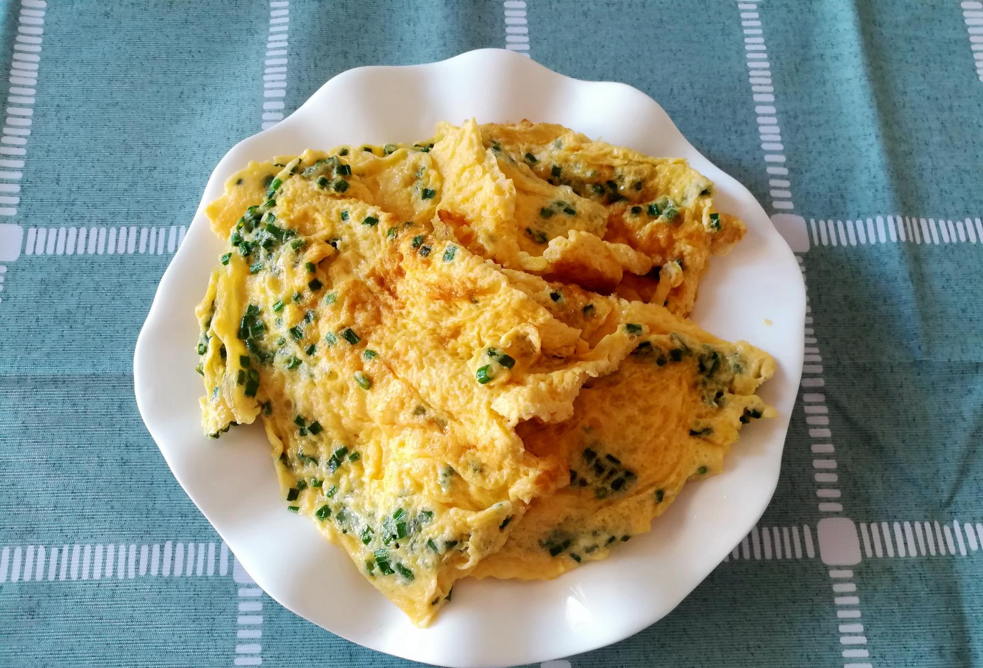 鸡蛋|闺蜜一家四口来串门,做5菜1汤招待,不剩菜、不浪费,吃得舒服