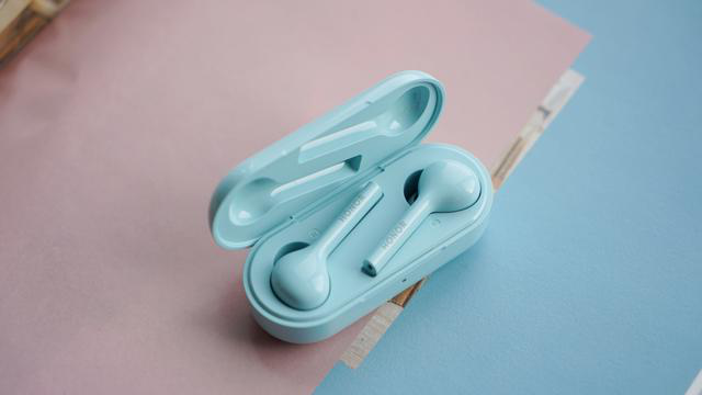 蓝牙耳机|蓝牙耳机哪个品牌好用，榜单前五好用的蓝牙耳机