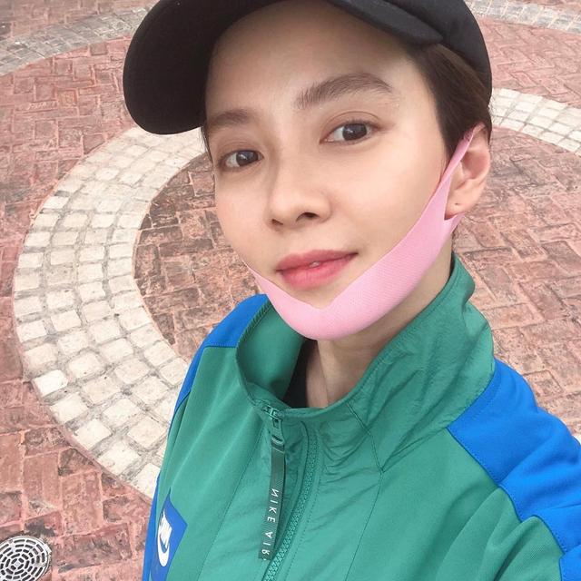 李光洙|智孝罕见登陆社交平台发照片,李光洙十年前信息至今未回复