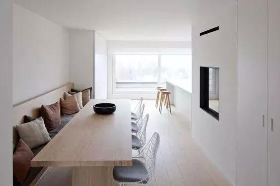 「」什么?家里也能弄卡座,还能和飘窗结合,简直是小户型的福音!