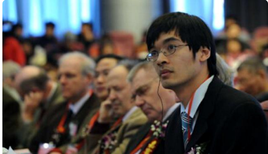 |中国神童智商全面超过爱因斯坦，8岁高考成绩760分，如今怎样了？