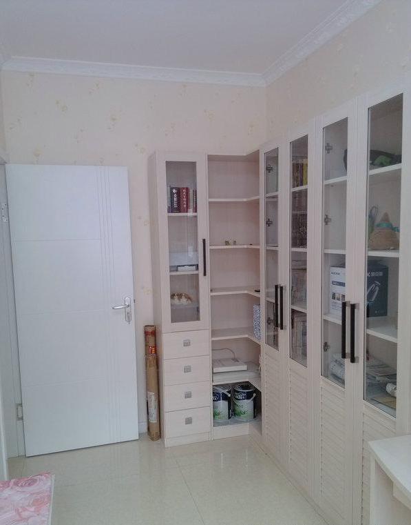 【木工】3个月完成装修，电视背景墙好看，木工打的柜子简单实用！