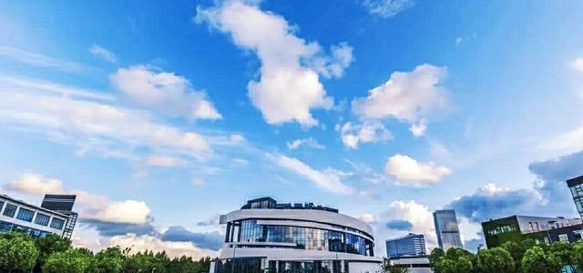 高校|我国高校综合实力排名，哈工大首次进入前10，北航排28