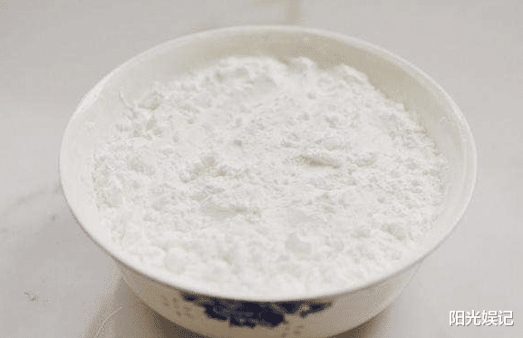 #凉粉#1碗淀粉，6碗水，教你做不一样的凉粉吃法，滑溜溜的太好吃了