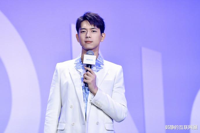 荣耀：告别过去，荣耀X系列全面升级，补齐荣耀5G手机拼图