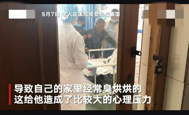 『靖边』活埋母亲男子自称心理压力很大，没想到她还活着，现在自己很后悔！