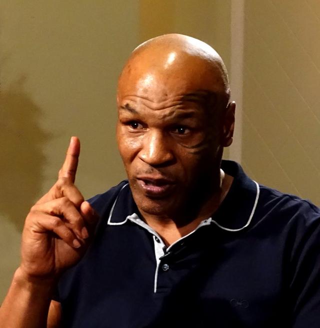 [迈克·泰森]一龙主动挑战泰森，让人突然多了三分对徐晓冬的敬意