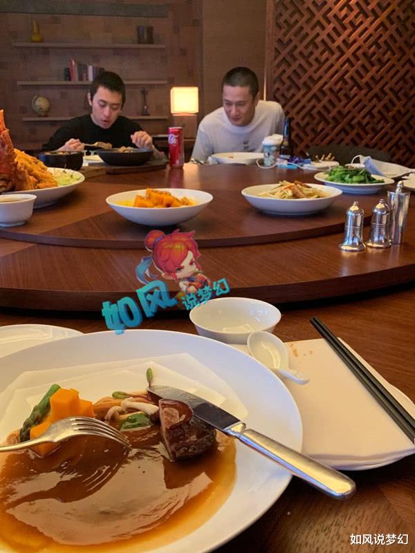 「小梅沙」梦幻西游：叶子与king总回忆梦幻，小梅沙159夺冠聚会庆祝!