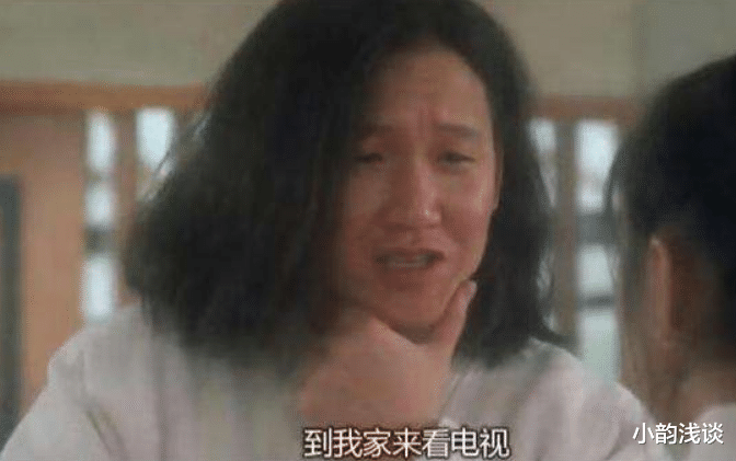 周星驰|当过警察，开过酒吧，一角走红成为周星驰专属反派，可惜人已仙逝