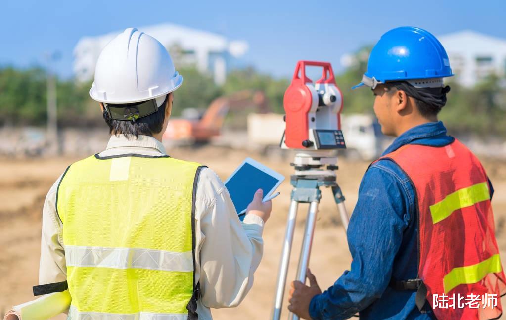 【土木工程】我国对口就业前三的专业之一，这五所大学是顶流，适合理科男生