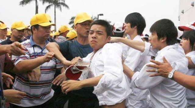 「肯尼亚」该国“痛打”中国援建工人,甚至扬言要挟我国,如今却自讨苦吃!
