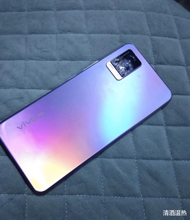 算法|vivo S7的前置摄像头带来不一样的表现