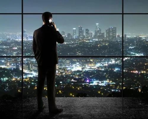 余杭公安|夜晚给妻子打电话，却传来陌生男子的声音，结果......