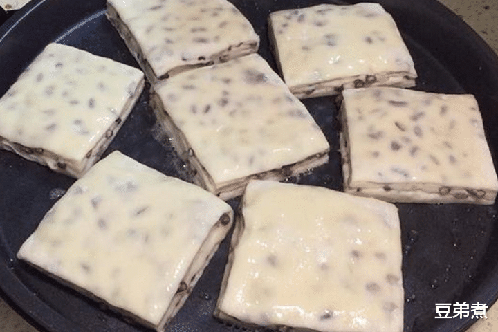 |夏天，宁可不吃肉也要吃它，将它做成面食，香甜酥脆又顶饱