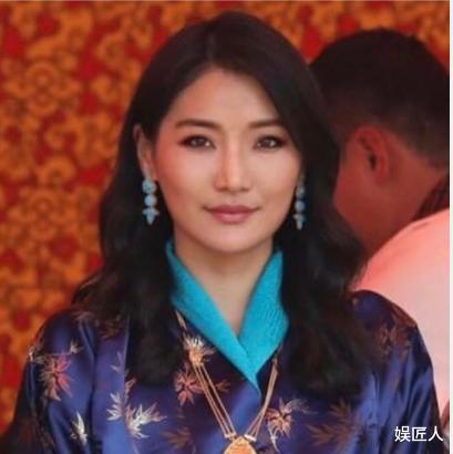不丹官方發佈新年掛歷，30歲佩瑪主動靠向丈夫，童話婚姻重歸於好-圖6