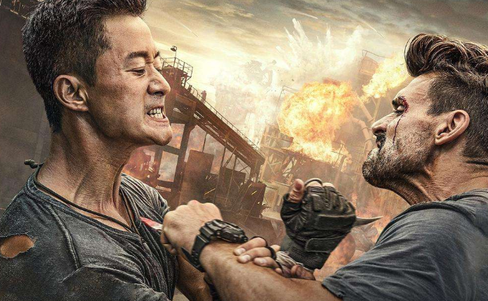 『穿帮镜头』战狼2:影片中唯一的穿帮镜头,吴京不舍得剪掉,最后却成为了科书式的画面!