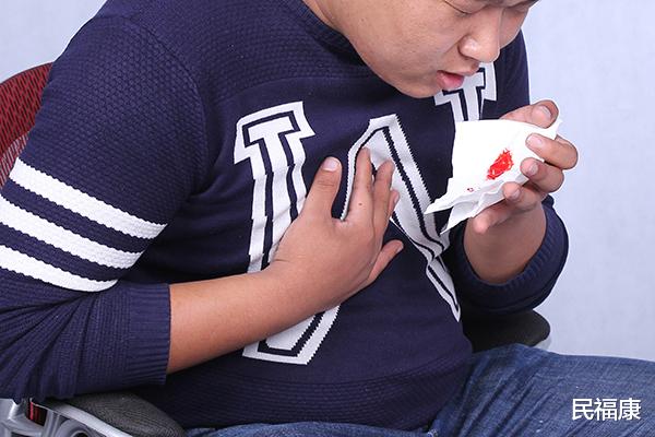 甘油|肺癌上身的3个症状，多数人都没当回事，医生：有一个也需警惕