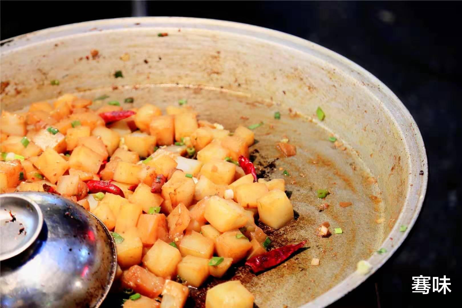 餐饮不好做，房东还涨价，教你几招活下来