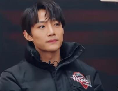 【王俊凯】CORSAK是王俊凯的翻版吗？看深情乐队竟演绎甜蜜蜜的感觉