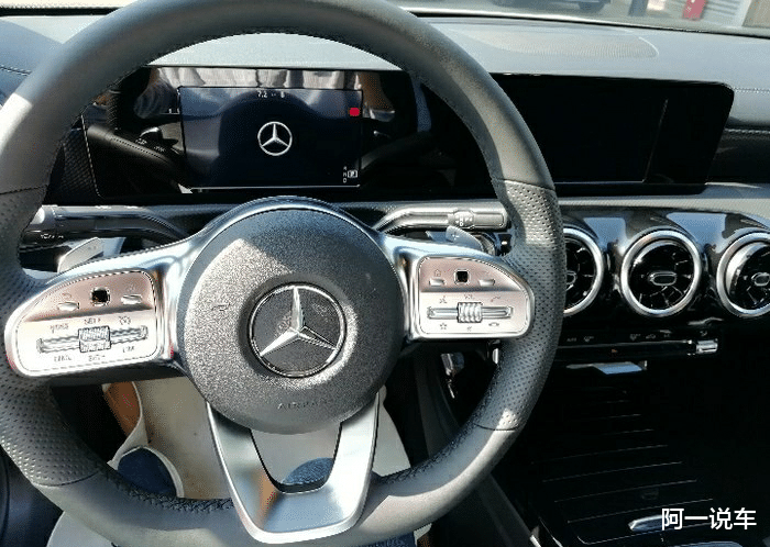 #奔驰A级#快了，奔驰A级马上就降到15万以下了