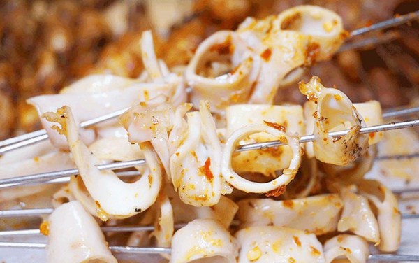 「烧烤」东北人请客吃烧烤，只要点了这“4种串”，就是拿你当铁哥们伺候