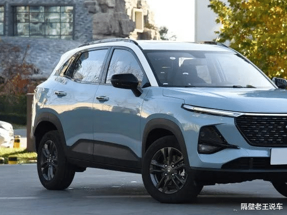 SUV|?预算6万就选这款合资车，全景天窗+智能网联，双色车身，油耗仅6L省钱