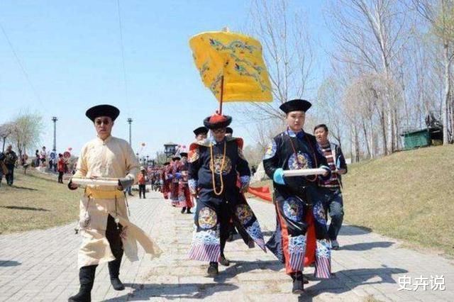 乾隆|他是乾隆的后代，手上戒指价值3亿元，专家要求上交，他6字回应！