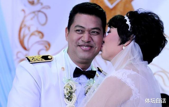 冯坤@冯坤与泰国教练结婚6年，儿子卷发像妈妈，因工作经常两地分居