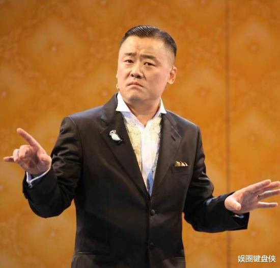 周立波|?死亡13万!发文怒斥国内官媒的周立波,在美嚎啕大哭,想回国了?