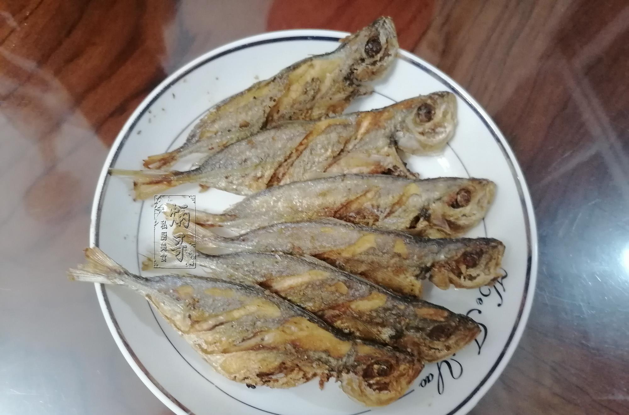 丝瓜|老两口的极简晚餐,荤素搭配营养好,网友:南方人太精致,还吃草