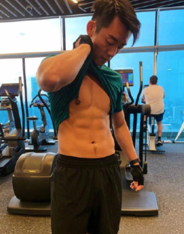 『郑恺』跑男路透图曝光,郑恺的腰成为本季最大亮点,郑恺: 都是工作的锅