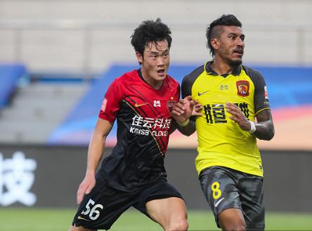 广州恒大|3轮狂轰10球+3连胜!恒大踢疯了,连给2大黑马上课 大连赛区谁能挡?