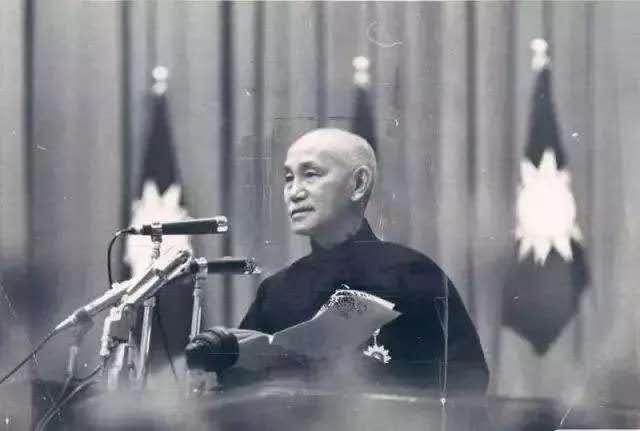 『蒋介石』蒋介石与陈立夫、陈果夫兄弟是如何一步步走向决裂的