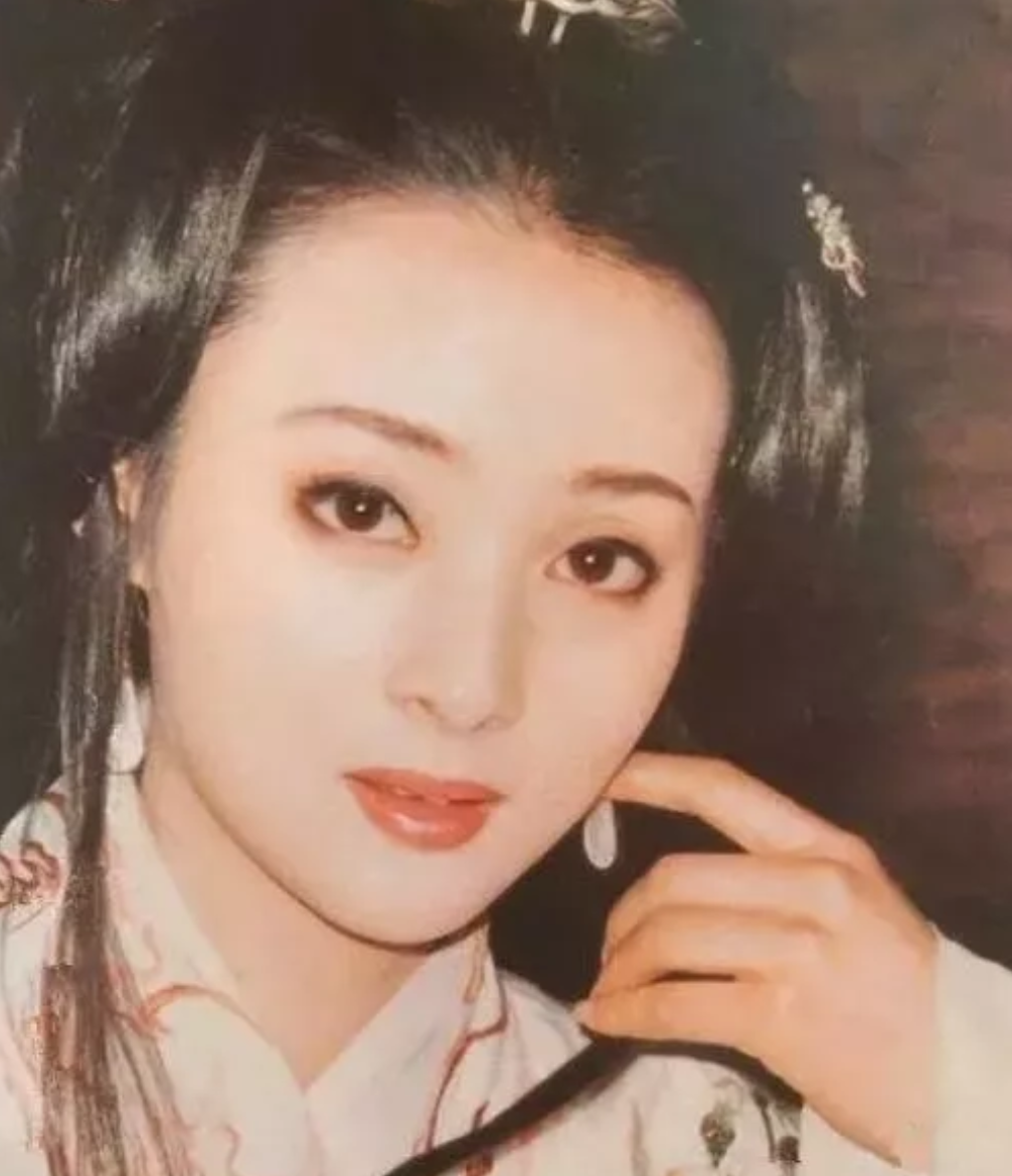西施|谁演的西施最美？60后董智芝70后蒋勤勤, 80后佟丽娅90后欧阳娜娜