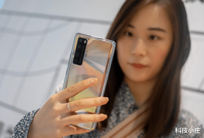 『华为手机』华为手机虽好但别乱买，这三款才是懂行人最爱，用三五年也不过时！