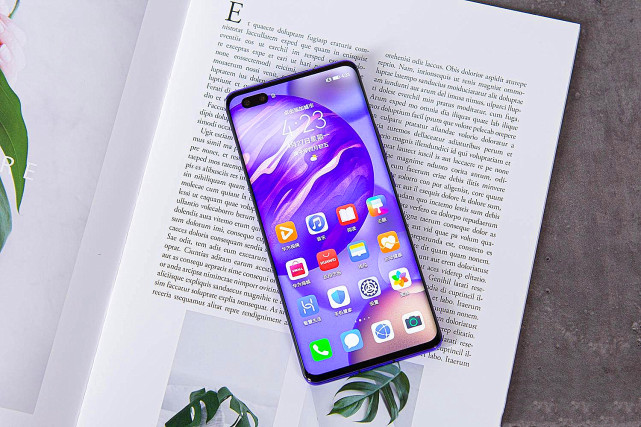 华为荣耀|跌至3499，被低估的华为荣耀旗舰，现在该反击了！