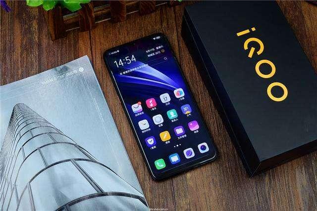 「骁龙865」2698元=144Hz+骁龙865，它不是首选，谁是首选?