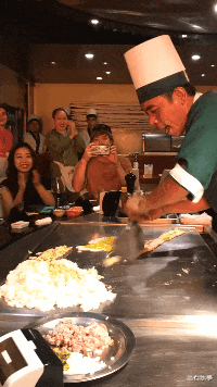 中国移动|“?由于年龄小没赶上那个年代，很好奇那个时候手机的卖点是什么？”