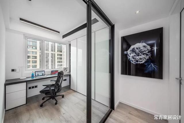 @有一种高级，叫别人家的窄框线，自己家的石膏线，弱爆了！