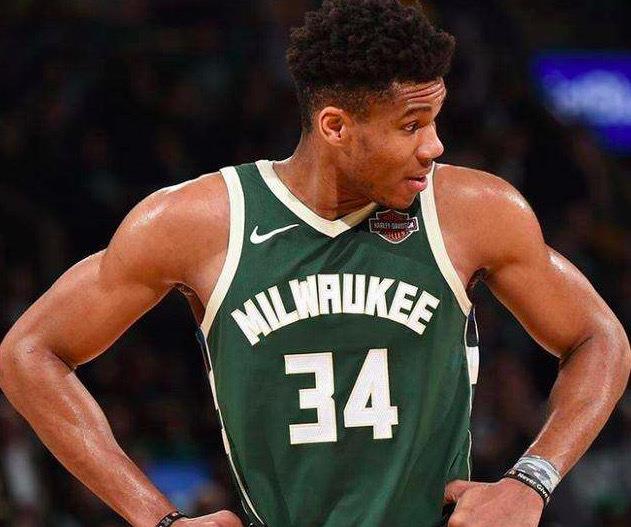 「雄鹿队」雄鹿难留字母哥!美媒建议勇士4换4方案,称霸西部力压湖人快船