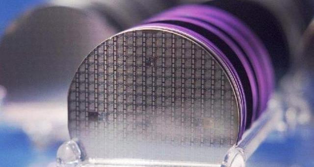 芯片|国产芯迎来曙光！中国科学院攻破光刻技术，中国芯片有希望实现弯道超车