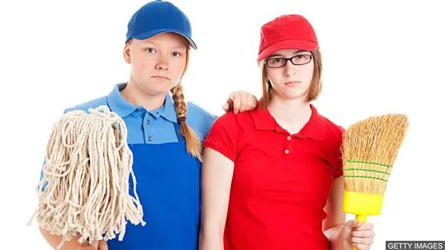 「宋慧乔」中小学生应做兼职工作吗？Should schoolchildren have jobs?丨随身英语