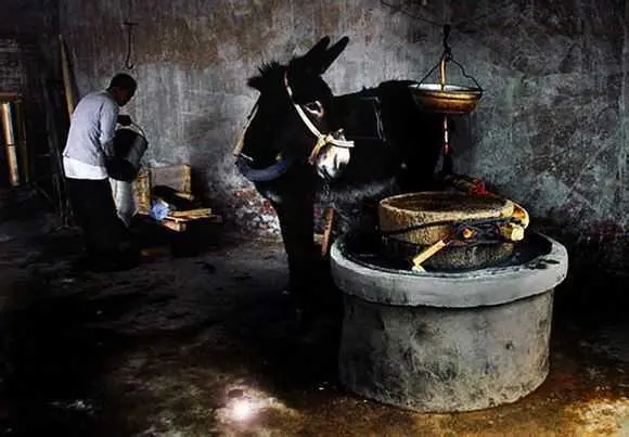 「老照片」90年代农村的一些老照片 哪个让你印象深刻？