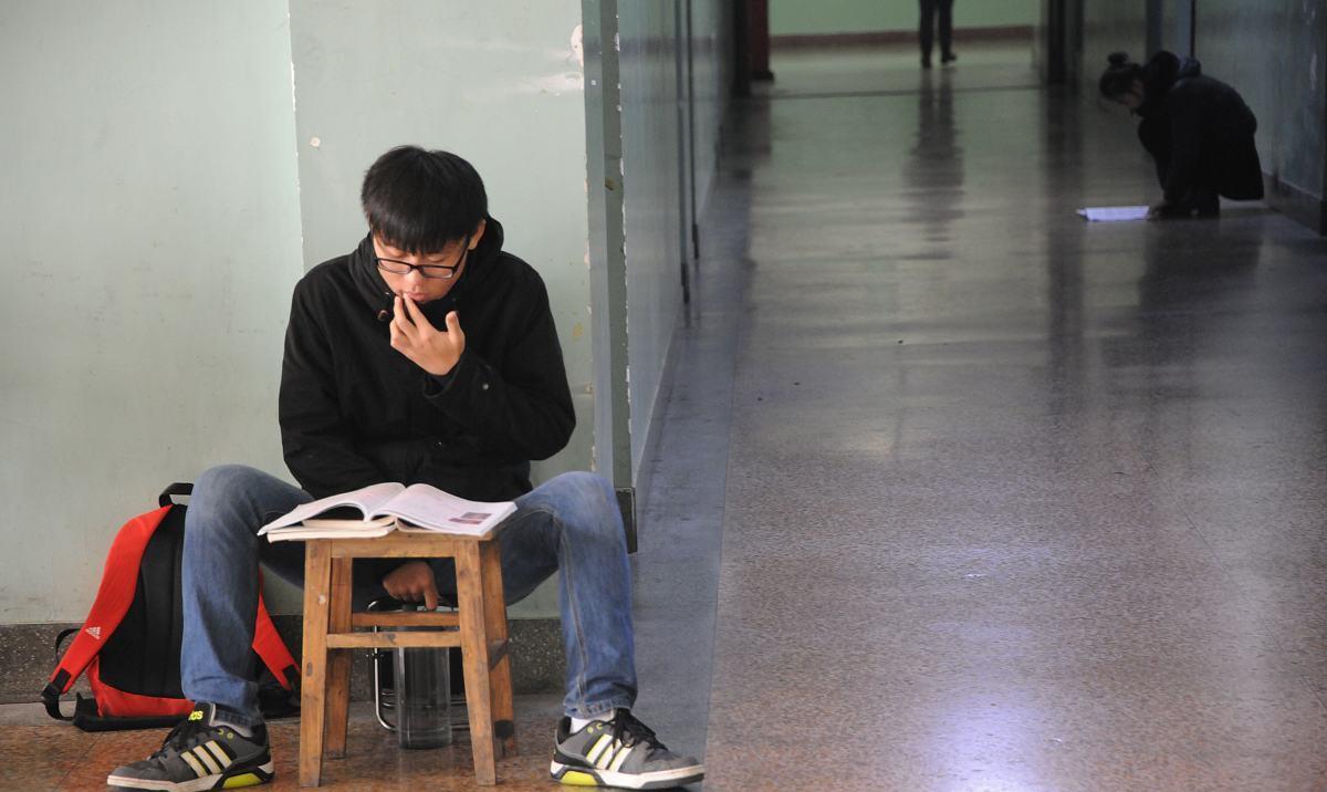 素质教育|南京一中一本率不足96%,家长纷纷举牌喊话:要求校长下台!