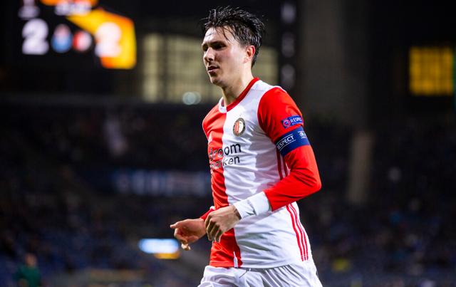 亚历山大·科拉罗夫|山东球迷下树，鲁能大鱼确定！荷甲金靴、豪门核心降临中超