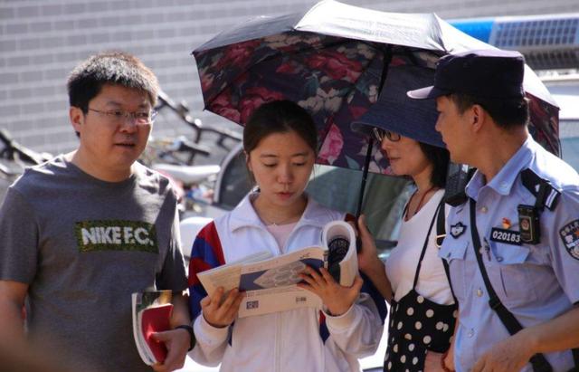 高校|这3个专业只有专科才有机会被录取，竞争力很小，就业前景也不错