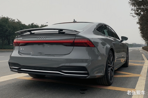 奥迪A7|买啥宝马5系，它才是30岁男人的车，连跌了8.61万，没白等